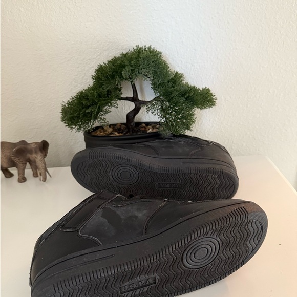 U.S. Polo Assn. Black High-Top Sneakers - Picture 3 of 4